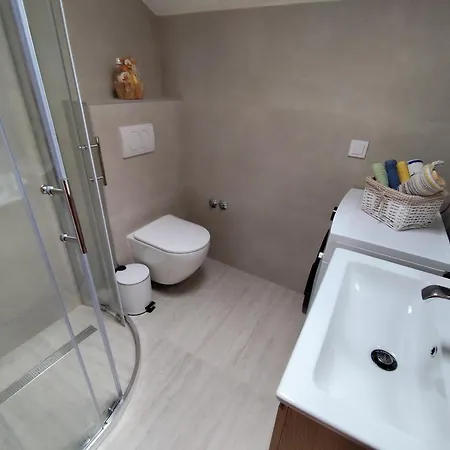 Source With Private Pool *