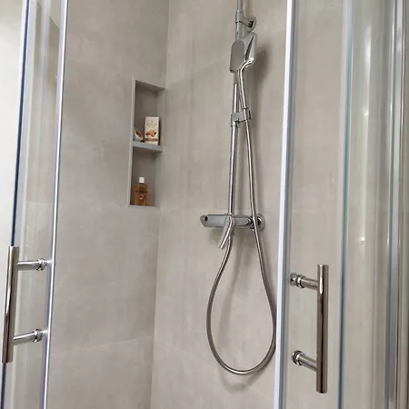 Source With Private Pool 빌라 Pridvorje