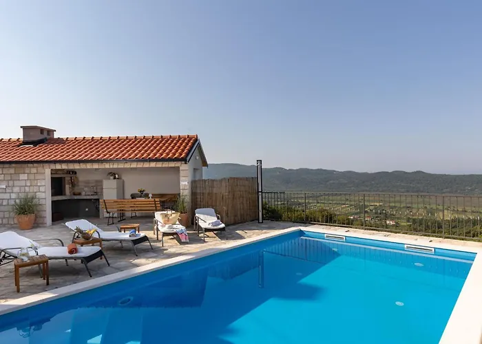 Willa Source With Private Pool *