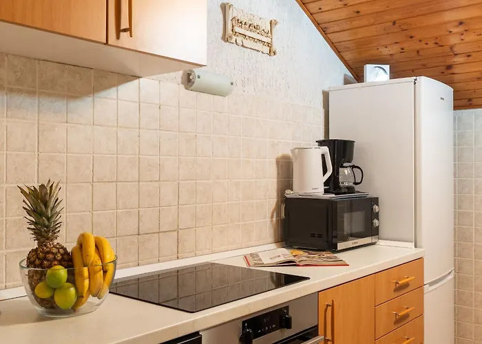 Source With Private Pool *