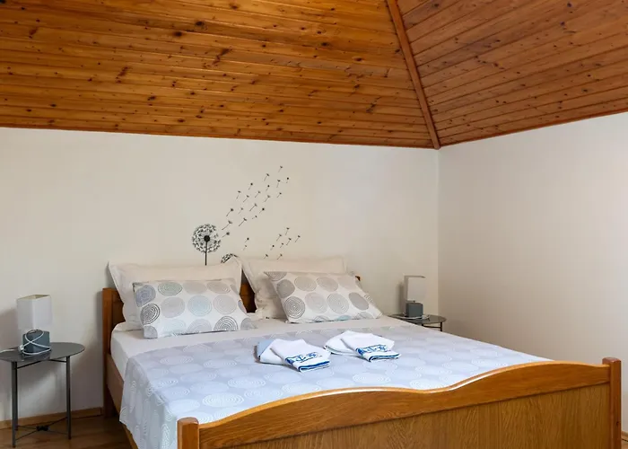 Source With Private Pool Pridvorje